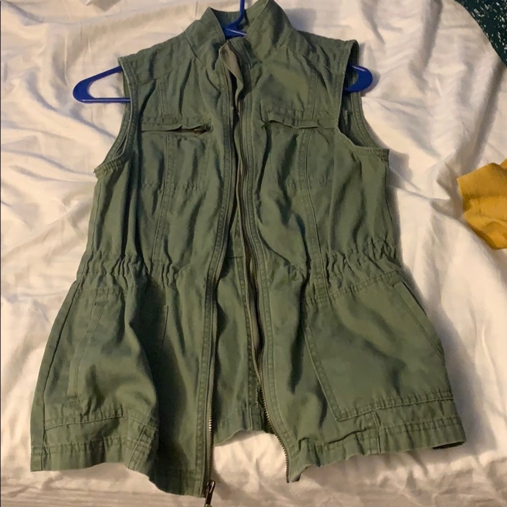 Army green utility vest